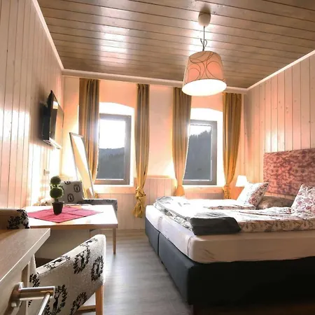 Almliesl Gruppenhaus Puch-625 *