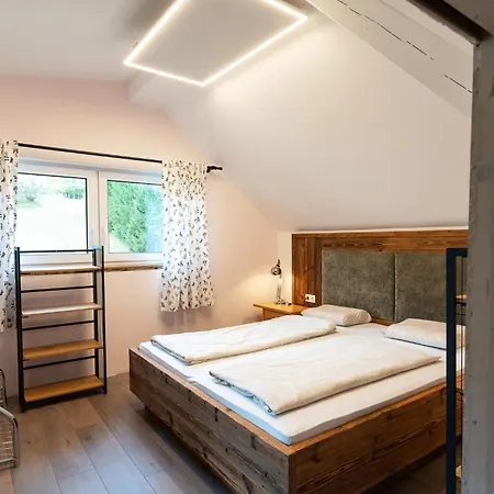 Almliesl Gruppenhaus Puch-625 * Puchenstuben