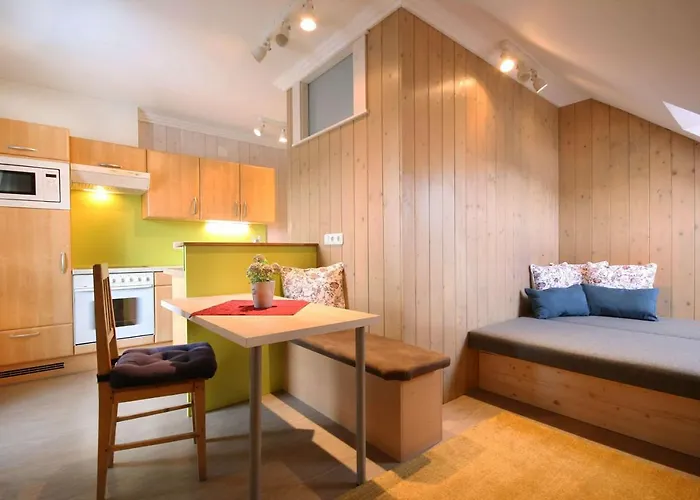 Almliesl Gruppenhaus Puch-625 Feriehus *